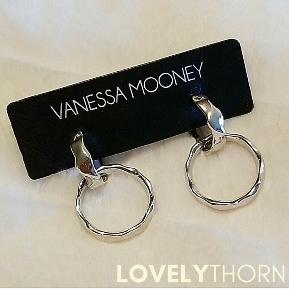 Vanessa Mooney Ltd Ed The Royals Collection 2 Way Silver Double Hoop Earrings 45$